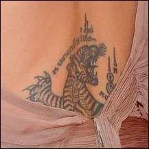 A qui appartient ce tatouage ?