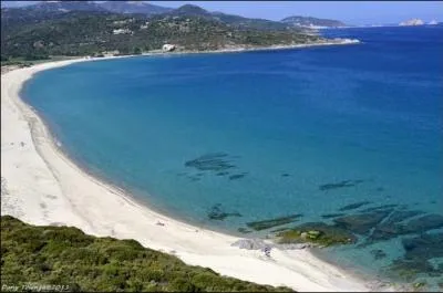 Ce paysage se trouve en Corse :