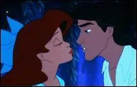 Continez les paroles : Tu ne sais pas pourquoi, mais c'est plus fort que toi, ...