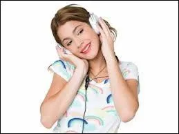 De quel instrument de musique Martina Stoessel joue-t-elle le plus souvent ?