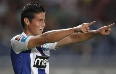 Quel ge a James Rodriguez ?