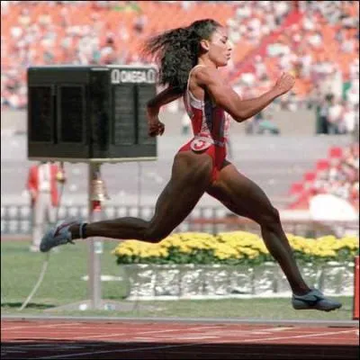 Quel est le record du monde de Florence Griffith-Joyner sur 100 mtres chez les dames ?