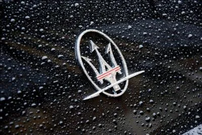 Quelle est cette marque de voitures ?