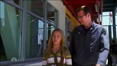 Dans la saison 2, où habitent Claire et sa famille ?