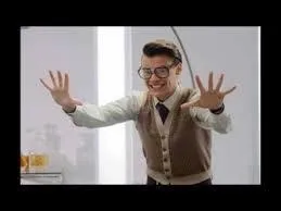 Que montre Marcel aux garons ?