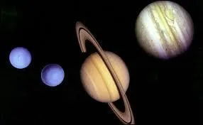 Voyager 2 comme Voyager 1 doit collecter des donnes scientifiques sur les plantes :