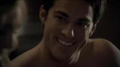 Avec qui est-il dj sorti ?