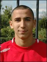 Quel numro a t-il port pendant les matches amicaux de l'OL?