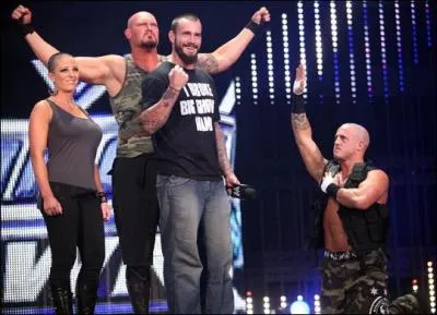 Ils se sont tous rass la tte pour ressembler au leader et sont tous  straight edge , leur rival tait The Big Show ! Compos de CM Punk (leader), Luke Gallows, Joey Mercury & Serena, ce clan s'appelait :