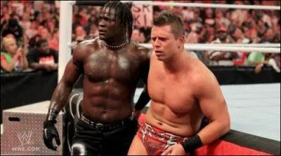 Ils taient rivaux en 2010 pour le titre des Etats-Unis. Ils se sont associs pour former une quipe en 2011 qui avait pour but de changer le fonctionnement de la WWE. Ils suspectaient cette dernire de vouloir effacer la conspiration qui s'tait installe depuis que Triple H tait devenu le  C. O. O.  . Ce duo fut compos de The Miz & R-Truh :