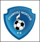 Vrai ou faux ? Le Chamois Niortais FC a jou plus de saisons en Ligue 2 que l'AS Nancy-Lorraine.