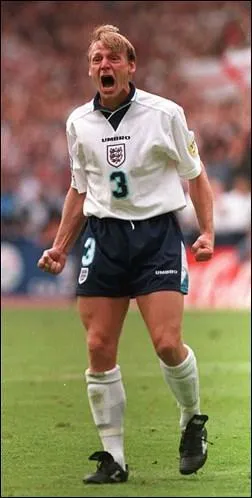 Qui est cette lgende du football ?