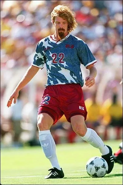 Qui est cette lgende du football ?