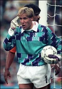 Qui est cette lgende du football ?