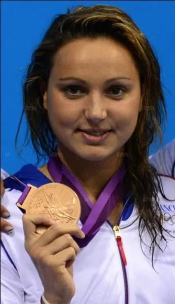 Je suis la nageuse prfre de TheFloBlast et je m'appelle :