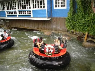 Dans quel village se trouve cette attraction ?