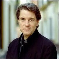 En 1985, Francis Cabrel évoquait une femme qui entend...