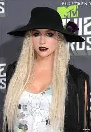 Est-ce Kesha sur la photo ?