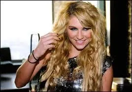 Quelle est sa nouvelle chanson Featuring avec Will. i. am ?