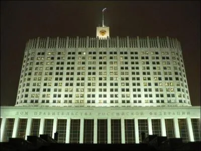 Quel est le prsident du gouvernement russe en 2013 ?