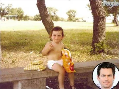 Avant de devenir le hros de cette nouvelle srie, Matt Bomer (ici tout jeune) a t le hros d'une trs bonne srie qui n'a hlas dur qu'une saison. Quel tait son titre ?