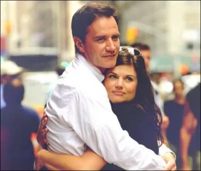 L'agent du FBI est l'heureux poux d'Elizabeth, que voici. Celle-ci est aussi attache au hros, dont elle voit les bons cts, que son mari. Quelle profession exerce-t-elle ?