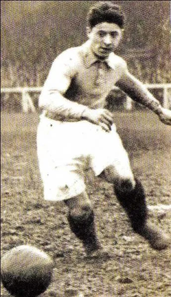 Qui est cette lgende du football ?