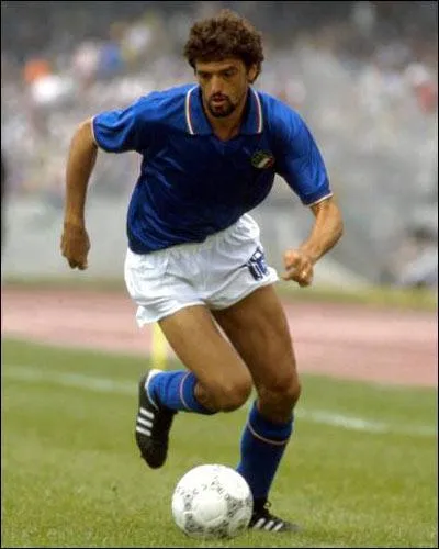 Qui est cette lgende du football ?