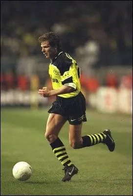 Qui est cette lgende du football ?