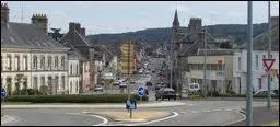 Je traverse la ville de Pr-en-Pail (Mayenne). Je me trouve donc en rgion ...
