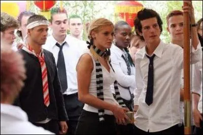 Quel âge avait-il quand il était encore avec Manon ?