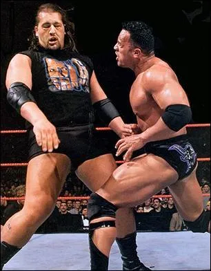 Qui a remport le Royal Rumble de 2000 ?