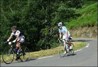 Combien faut-il de mtres pour dpasser un cycliste hors agglomration ?