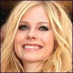 Avril Lavigne, vrais ou faux yeux bleus ?