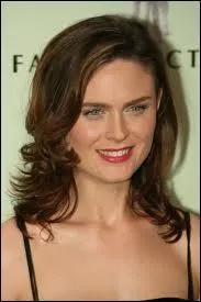 Quel est le prnom de sa petite soeur ?