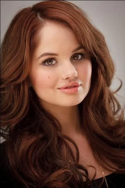 Comment s'appelait-elle lorsqu'elle a jou dans  La vie de croisire de Zack & Cody  ?