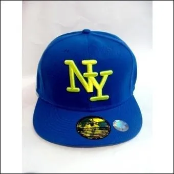 Qui porte cette casquette ?