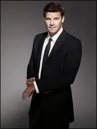 Et qui joue le rle de  Seeley Booth  ?