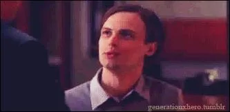 Dans l'pisode 3x04, qui frappe Prentiss ?