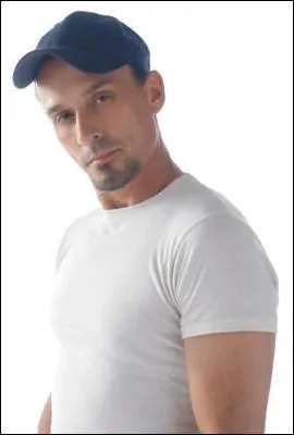 Pour quelle raison T.Bag est en prison?