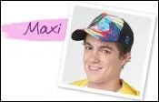 De qui Maxi est-il tomb amoureux ?