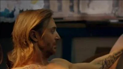 Comment travaille David Guetta dans sa chanson  Play Hard  ?