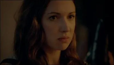 O Cook, Emma et Charlotte vont-ils se rfugier pour chapper  Louie dans la saison 7 ?