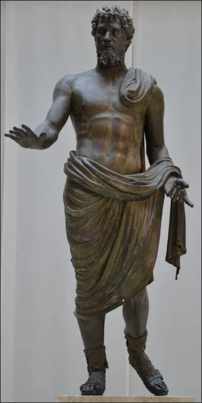 Comment s'appelait l'empereur d'occident à cette époque ?