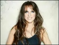 La chanson  De tes rves  mes rves  est interprte par ...