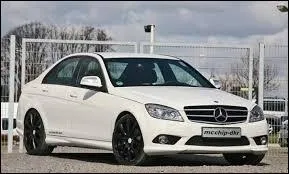 Cette Mercedes appartient  Britney Spears. Quel est le nom du modle ?