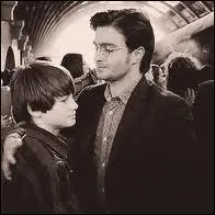 Pourquoi leur fils a peur d'aller  Poudlard ?