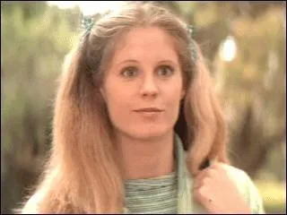 Comment s'appelle la premire amie de Laurie ?