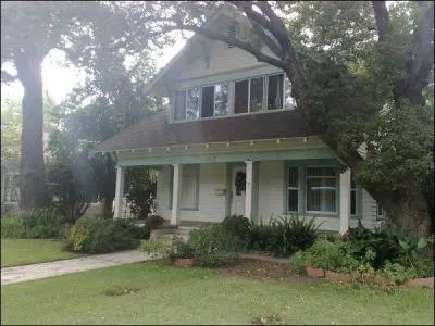 Dans le deuxime Halloween o est conduite Laurie Strode ?