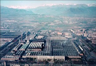 Quel ensemble de villes est-il rgulirement voqu comme le triangle industriel italien ?